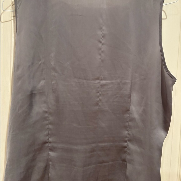 🌸BUY 3 for $15🌸 Reitmans silky tank, size 12 - Picture 6 of 6